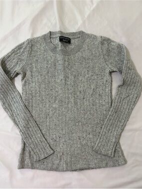 Banana Republic Heather Gray Ribbed Crewneck Sweater